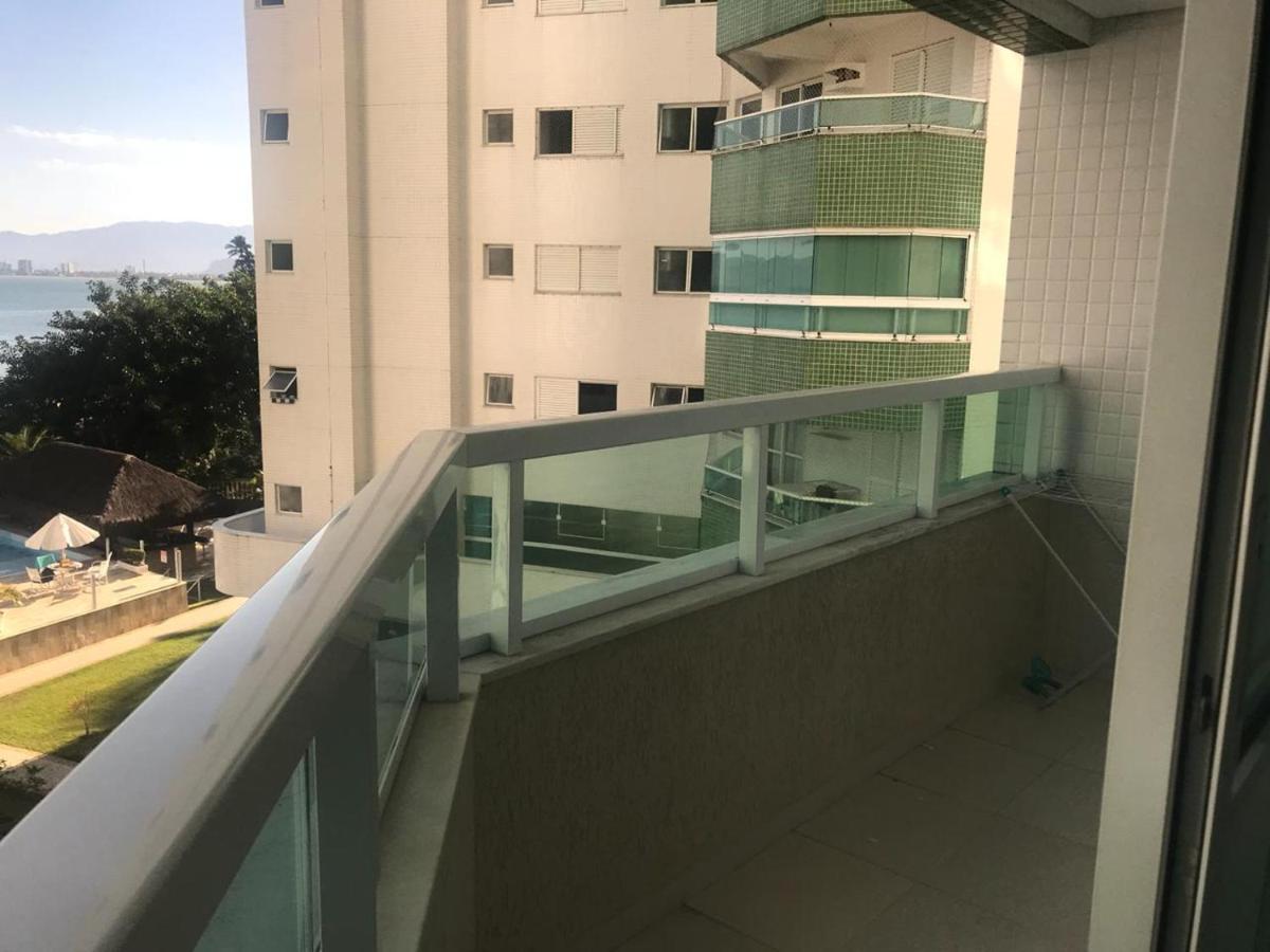 Apartamento Pe Na Areia Frente Para O Mar E Piscina Na Prainha Caraguatatuba Exterior foto